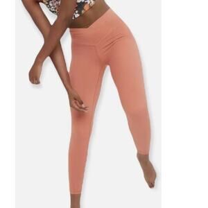 OFFLINE by AERIE Cross Over Waist Read Me 7/8 High Rise Leggings Peach Sz S‎